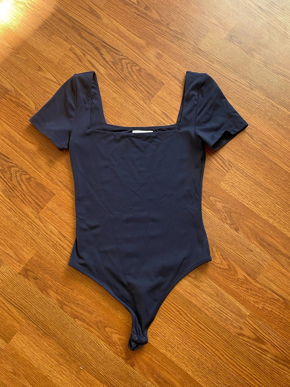 Aritzia Contour square neck bodysuit